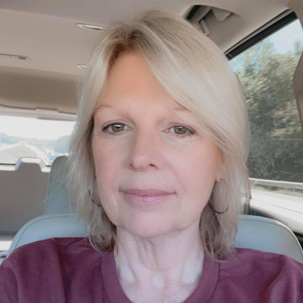 Meet your Posher, Sharon